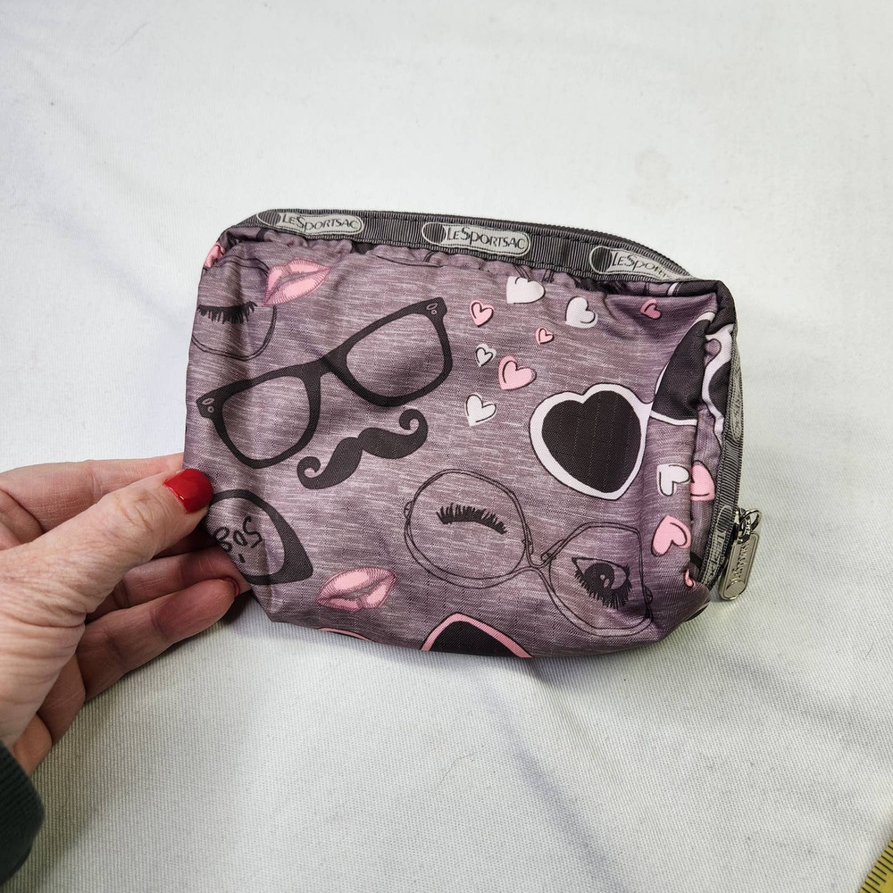 Lesportsac Boxed Travel Cosmetic Bag Zipper Closure Lightweight Eyeglass Pattern